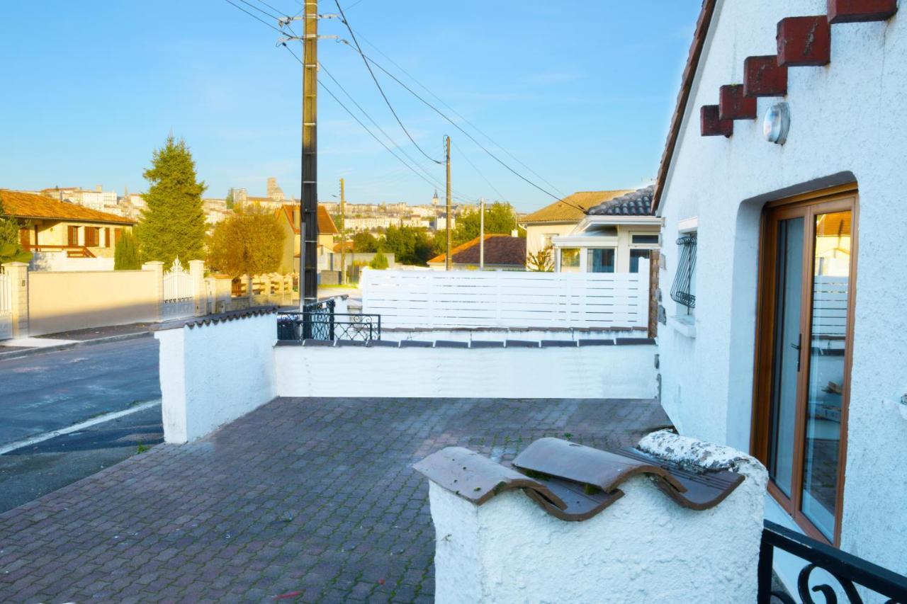 Appart T2 Avec Terrasse, Parking Et Wifi Angulema Exterior foto
